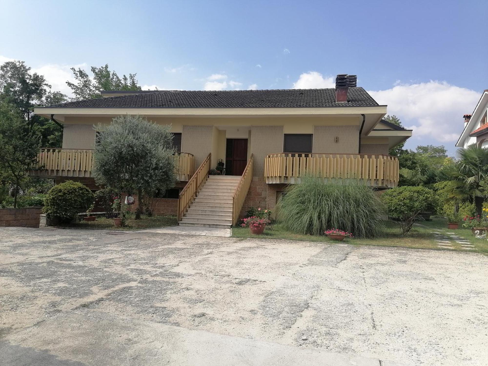 B&B Villaggio Sole Sulmona Exterior photo